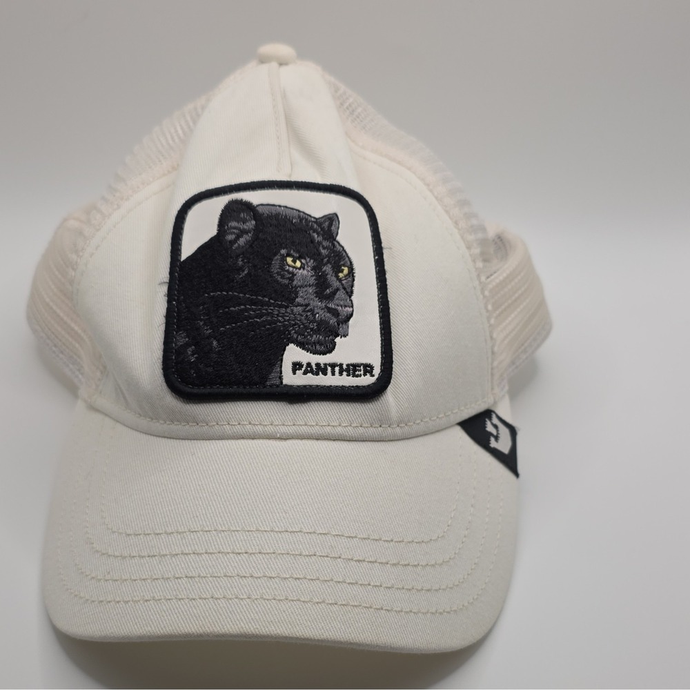 Goorin Bros Panther Patch White Trucker Hat Mesh Back Adjustable One Size